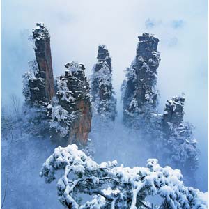 單獨成團O線：（張家界溫泉休閑線路）張家界、天子山、寶峰湖/黃龍洞、鳳凰古城 江埡溫泉/萬福溫泉 五日游